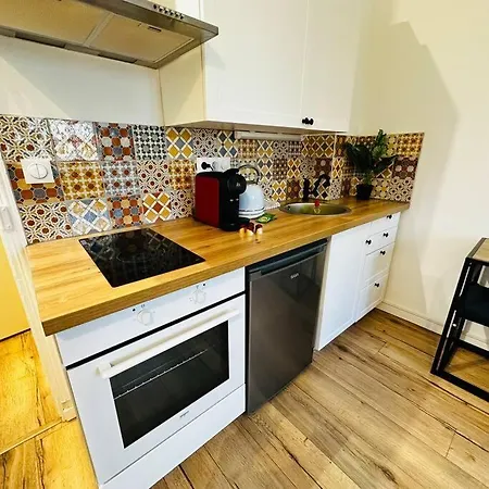 Nancy-place, A2d Petit Appartement, Thermal, Artem *