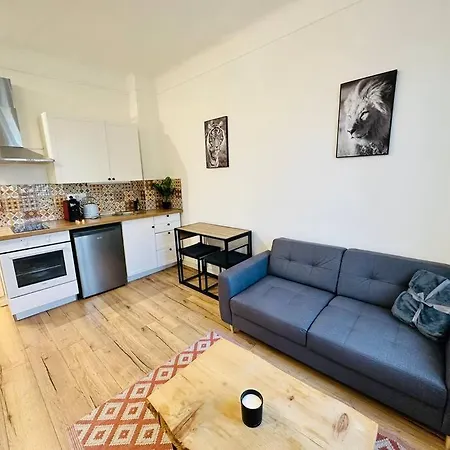 Nancy-place, A2d Petit Appartement, Thermal, Artem Apartment Nancy